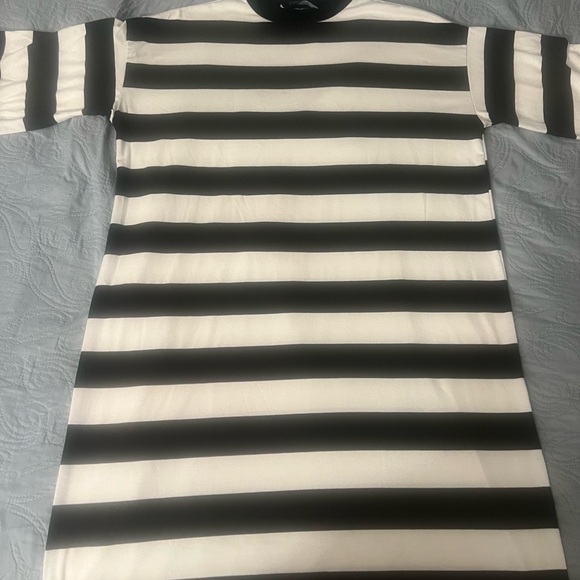 Dressed in LaLa Ozzy - Picture 4 of 4